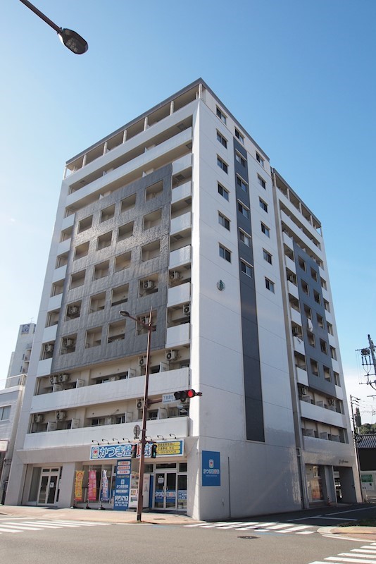 ラフィーネ到津学園通り 外観