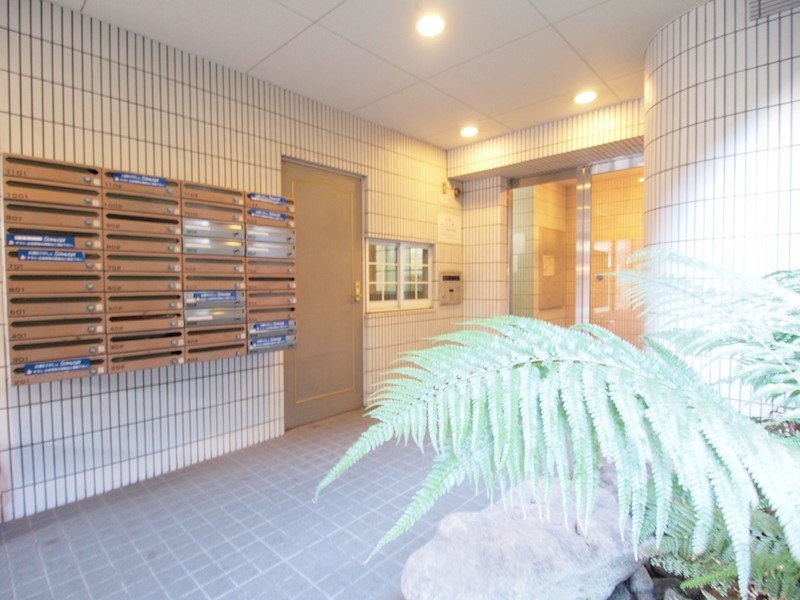 オリエンタル江南町 ロビー