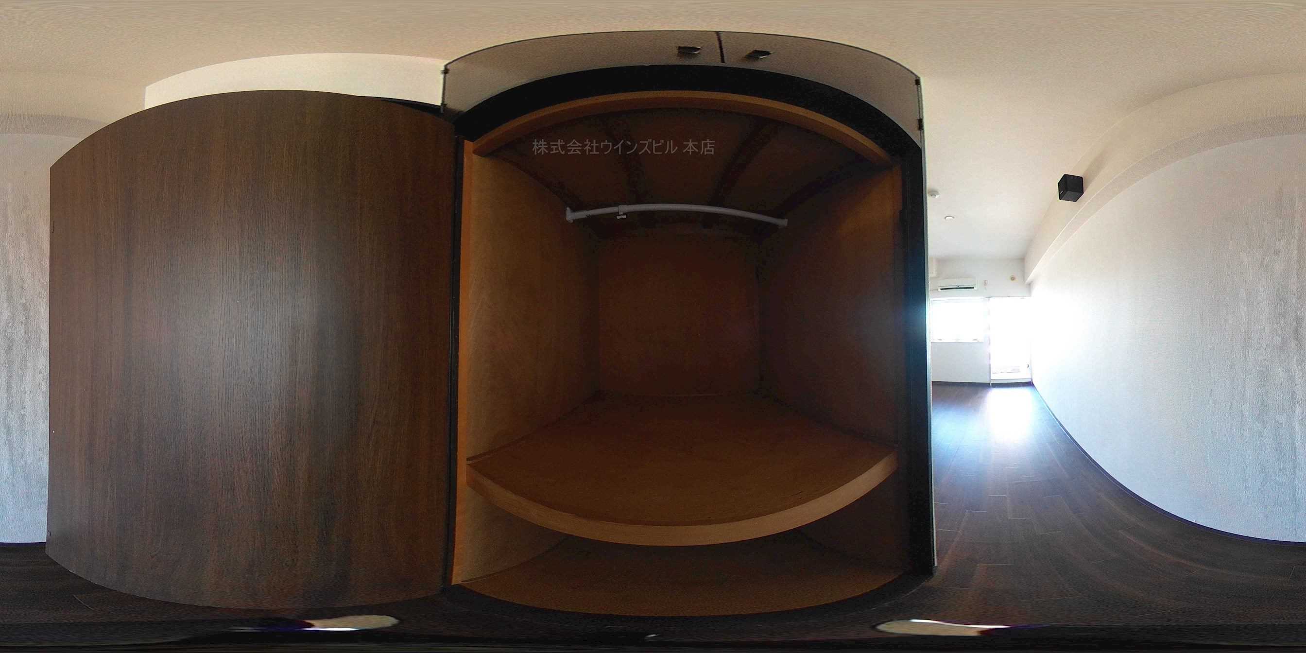 オリエンタル江南町 収納