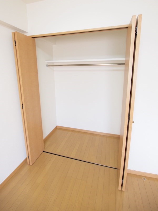 ニューシティアパートメンツ南小倉Ⅰ 収納