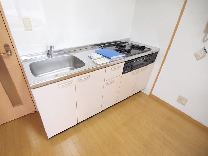 ニューシティアパートメンツ南小倉Ⅰ キッチン