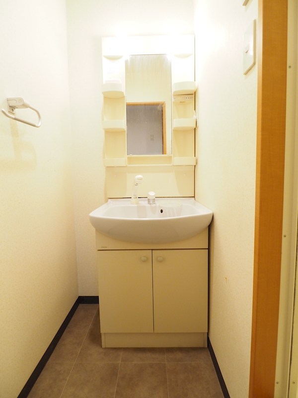 堺町センタービル 洗面所