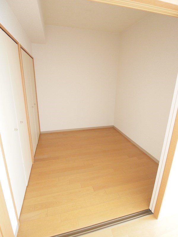 堺町センタービル ベッドルーム