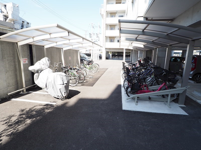 KSK青葉コアプレイス 駐車場