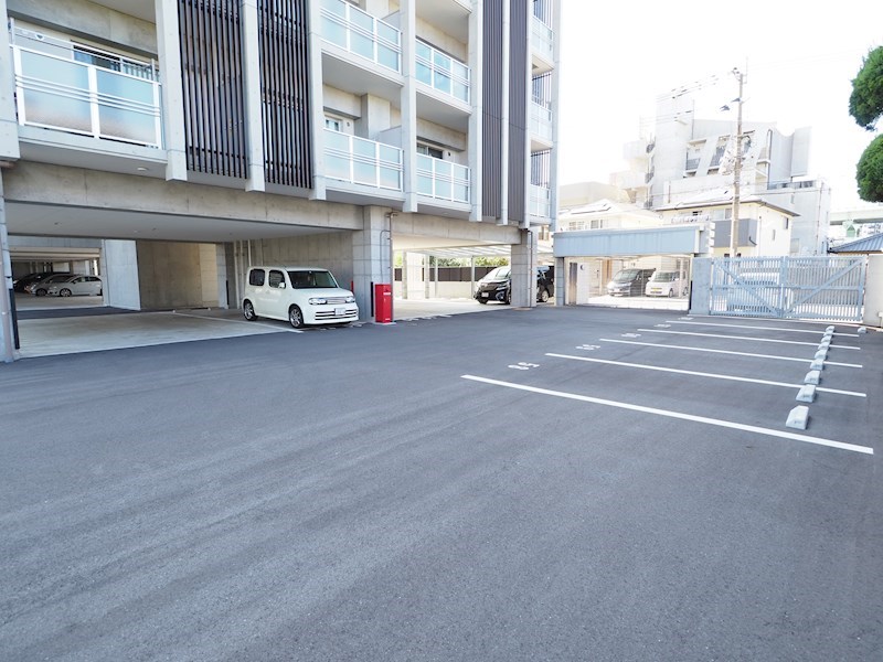 KSK青葉コアプレイス 駐車場