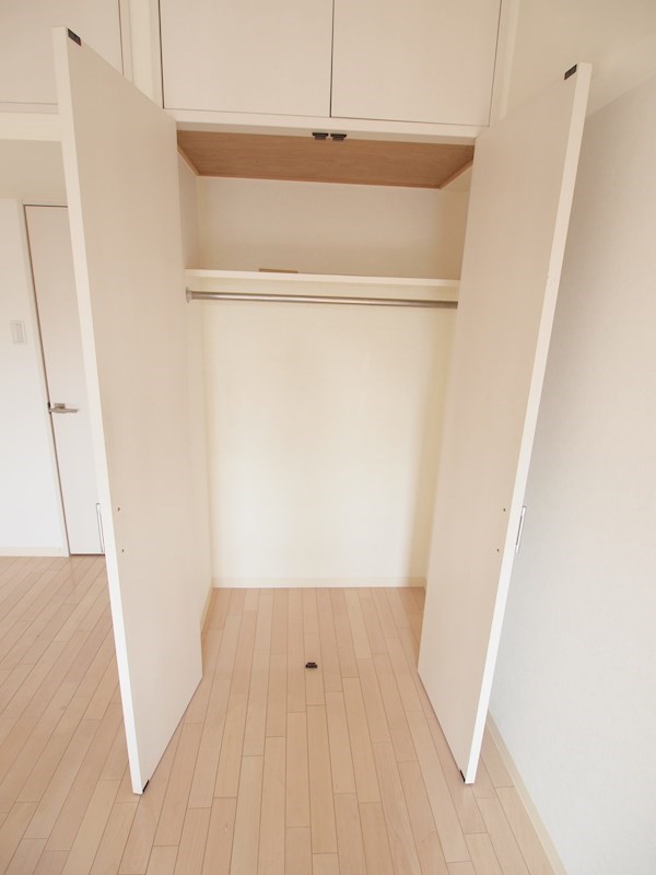 No.65　クロッシングタワー 収納