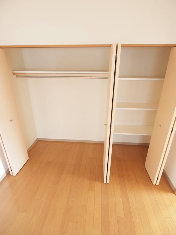 堺町センタービル 収納