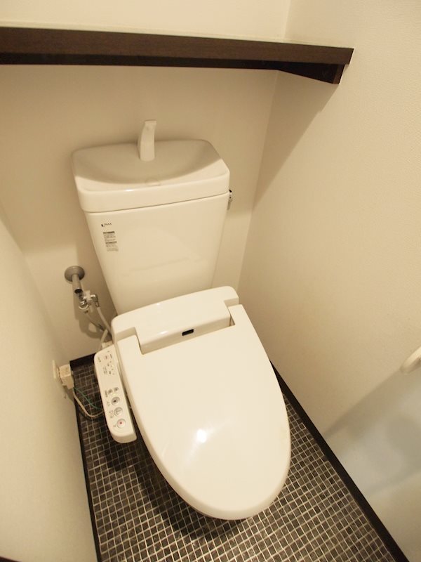 ウイングス三萩野 トイレ