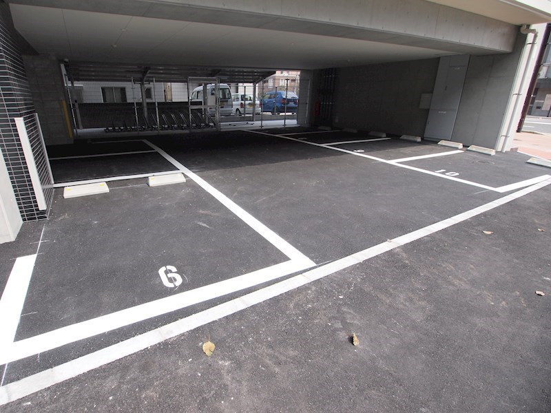 MGA城内 駐車場