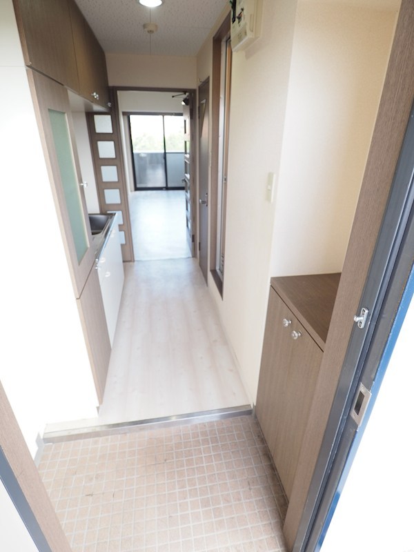 ウインズ竪町 玄関