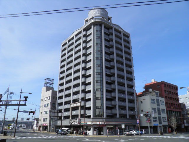 ロイヤルセンターBLD 外観