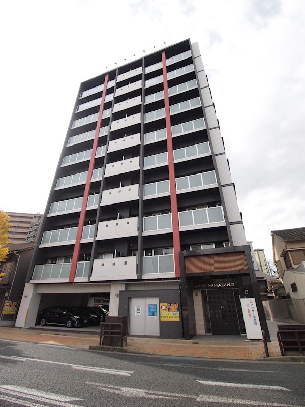 アクシオ三萩野 外観