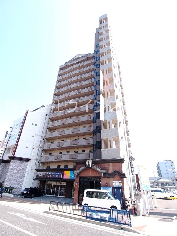ウインズ三萩野 外観