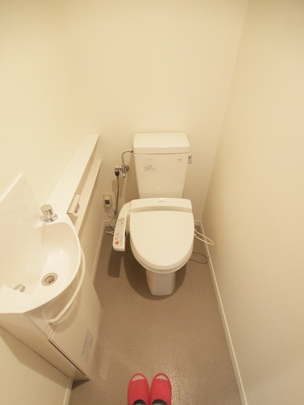 シャトレ大手町N棟 トイレ