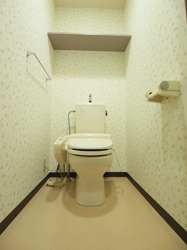 オールセインツ トイレ