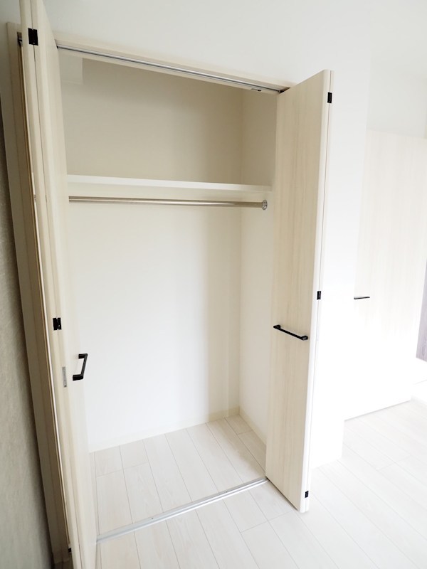 アースコートＹsシティ室町 収納