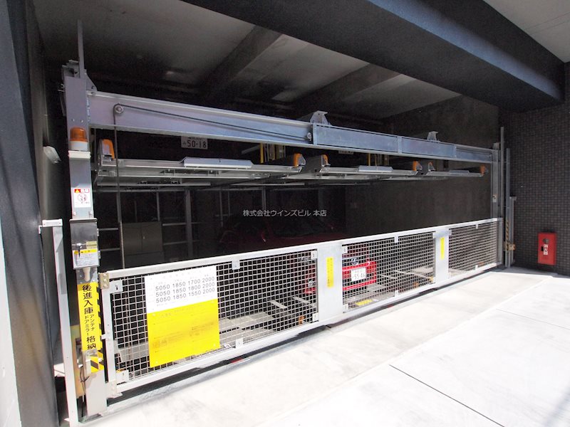 アクシオ小倉 駐車場