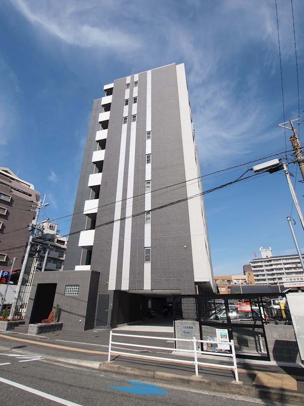 U-Basic reef 三萩野 ＝ ユーベーシックリーフ 外観