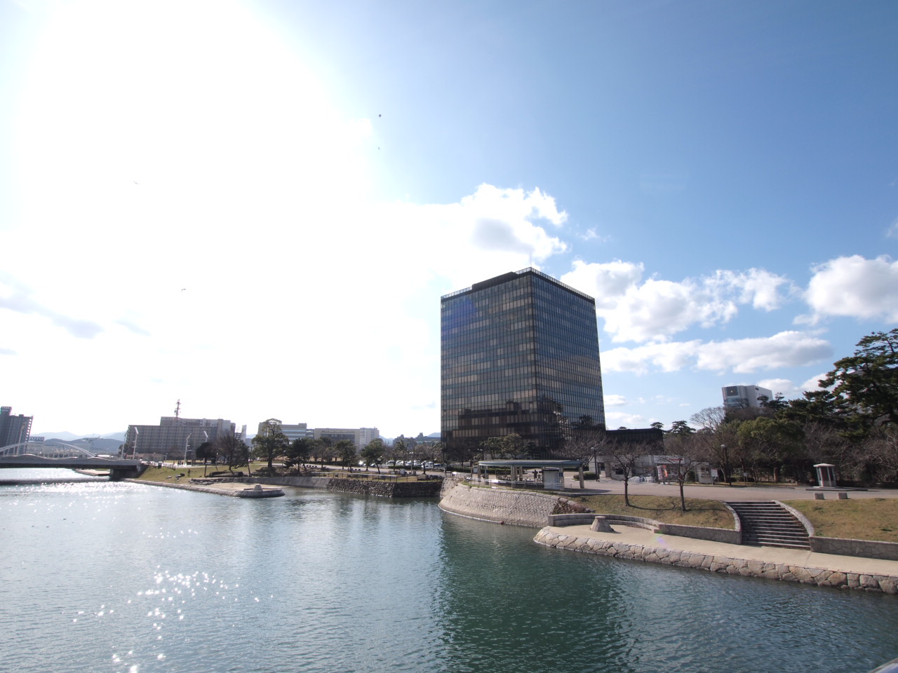ルネッサンスTOEI田町 銀行
