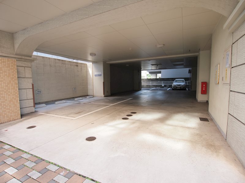 協和大手町BLD 駐車場