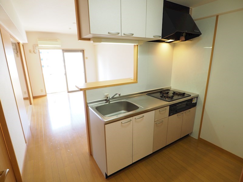 ニューシティアパートメンツ南小倉Ⅱ キッチン