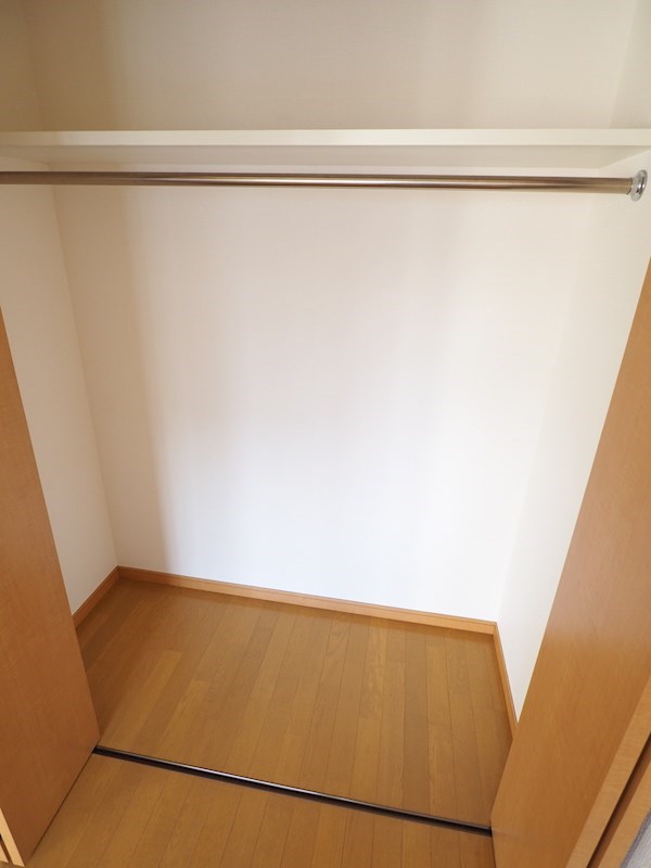 ニューシティアパートメンツ南小倉Ⅱ 収納