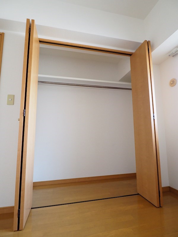 ニューシティアパートメンツ南小倉Ⅱ 収納