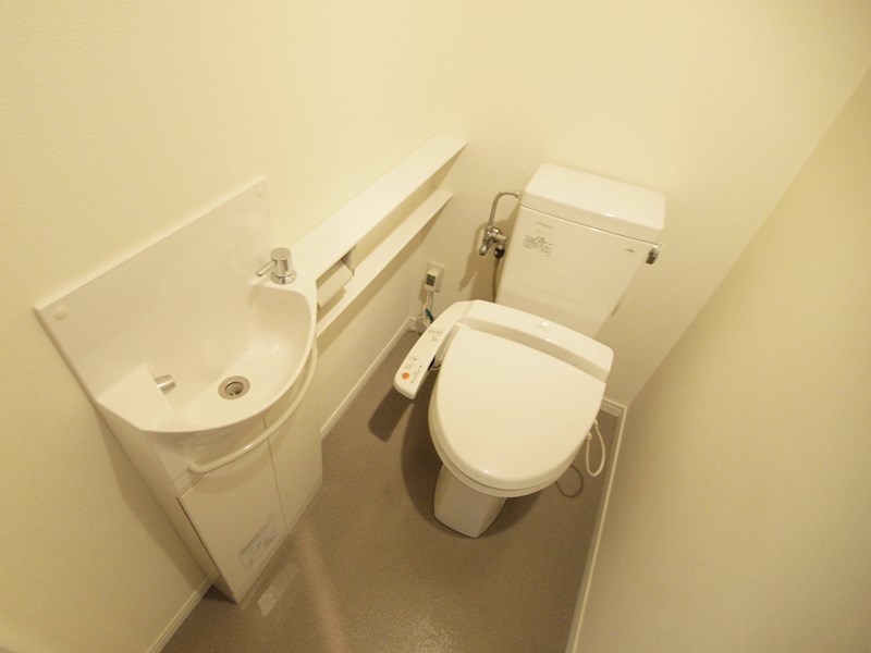 シャトレ大手町N棟 トイレ