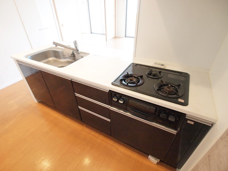 シャトレ大手町N棟 キッチン