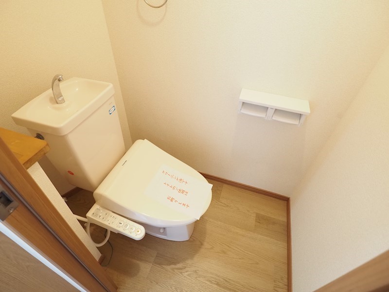馬借タカヤコーポレーション トイレ