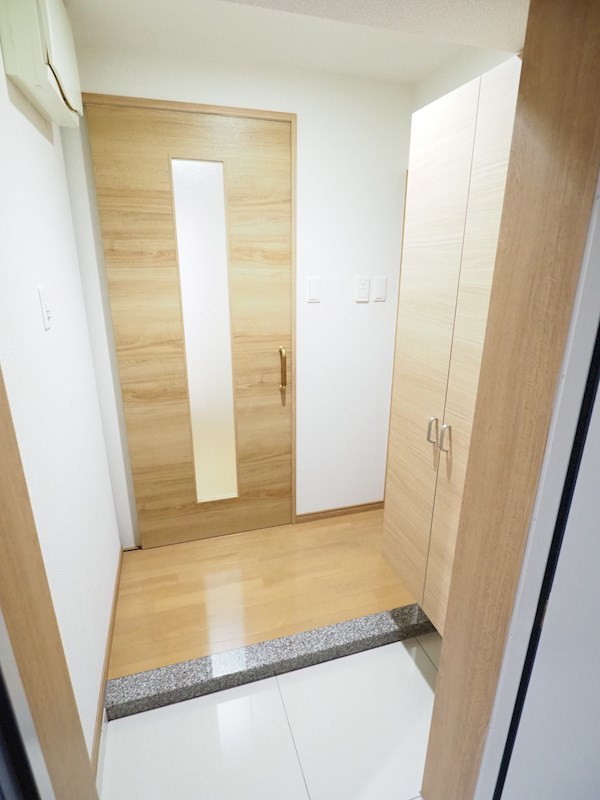 古船場タカヤコーポレーションビル 玄関