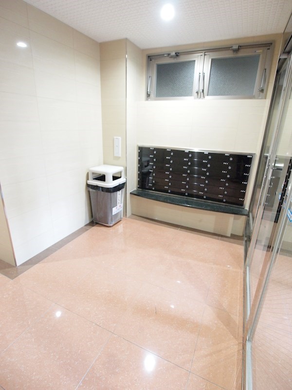 古船場タカヤコーポレーションビル エントランス