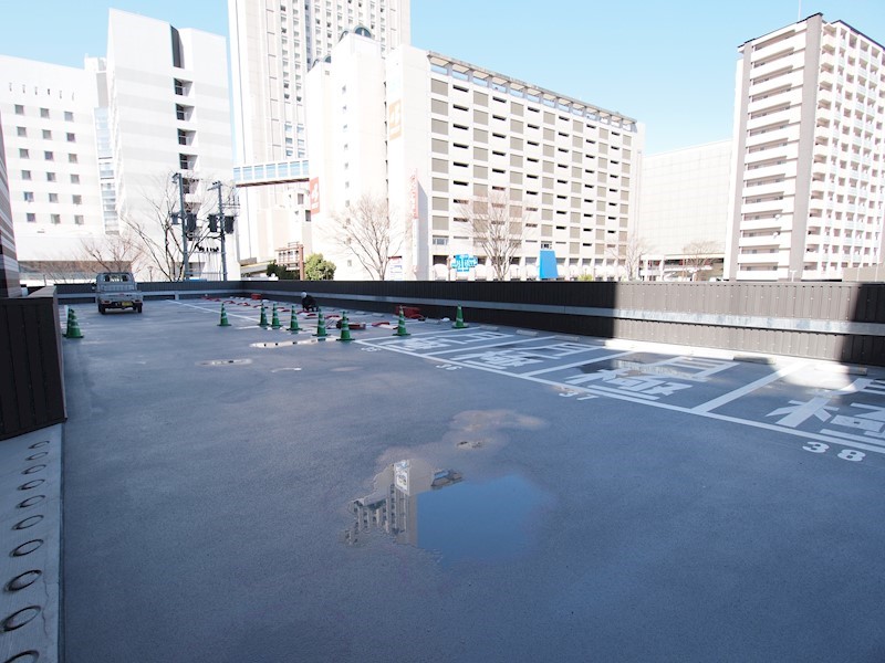 アクシオ北九州 駐車場