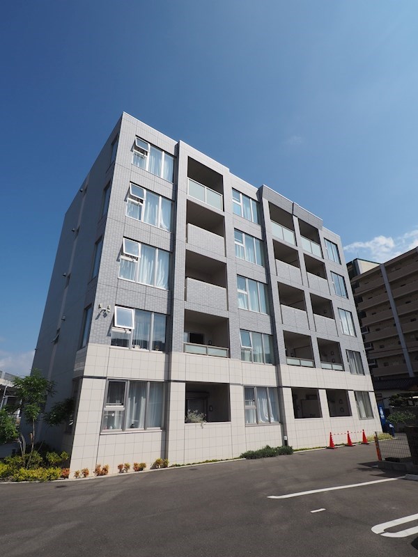 ファミール小倉北 外観