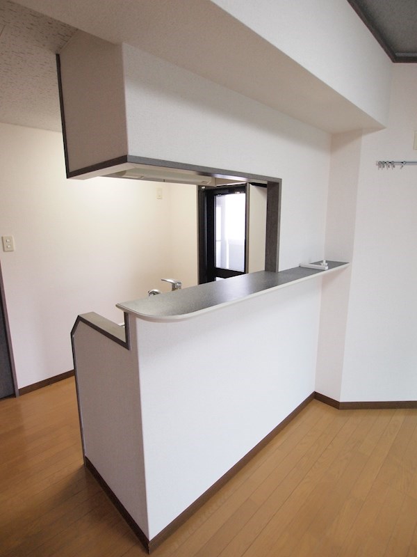 ロイヤルセンターBLD キッチン
