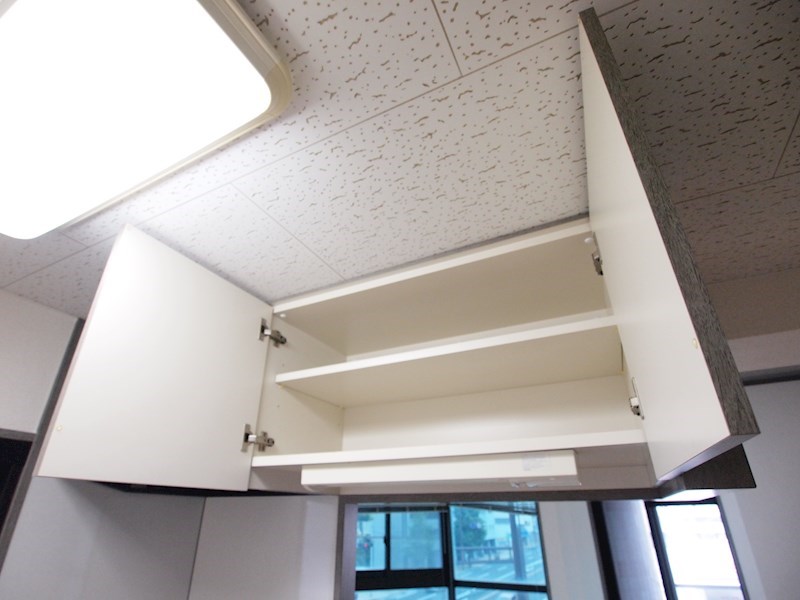 ロイヤルセンターBLD キッチン
