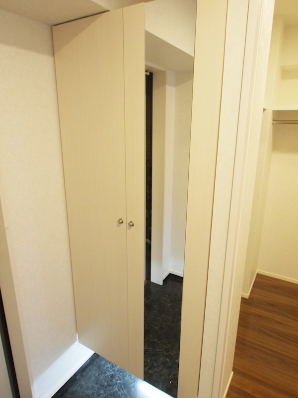 Bay Side Asano　ベイサイドアサノ 玄関
