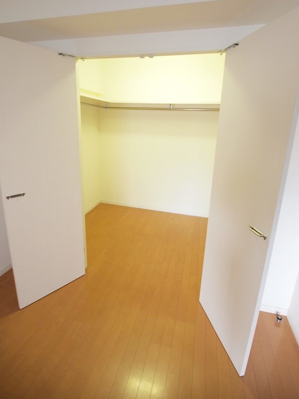 シャトレ大手町Ｓ棟 収納