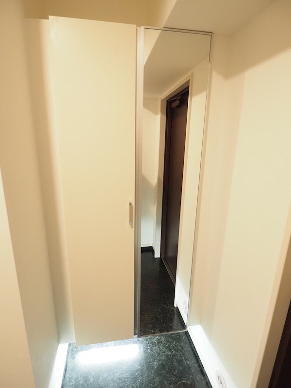ギャラン竪町 玄関