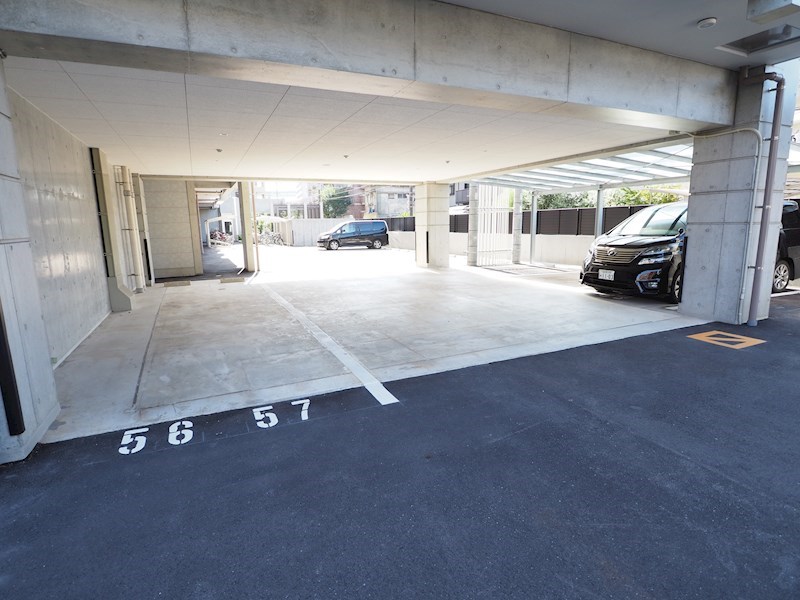 KSK青葉コアプレイス 駐車場