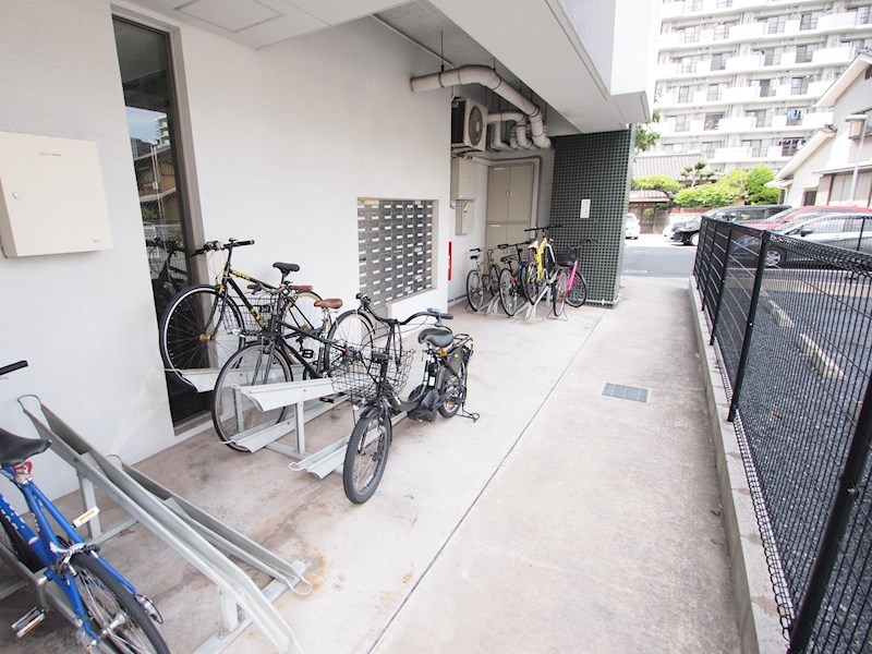 シグナス 駐車場
