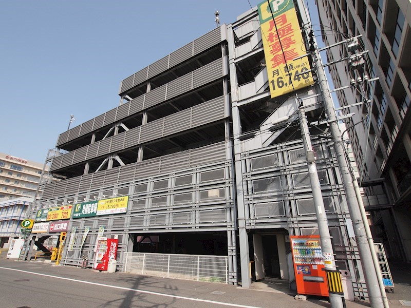 ハイコート浅野 駐車場