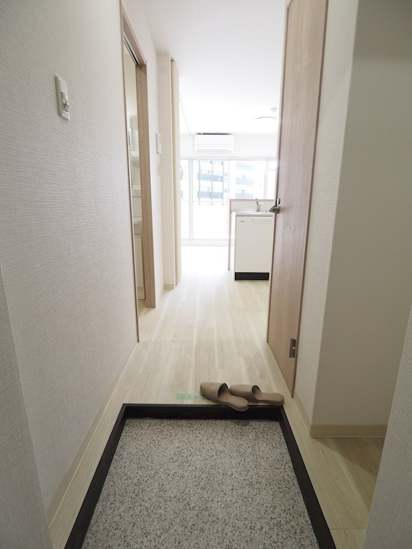 三萩野ビル 玄関