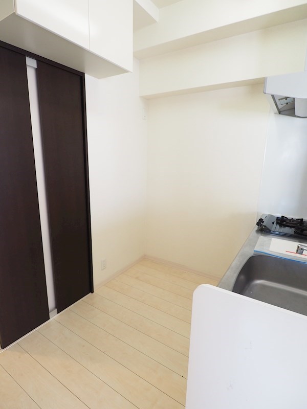 ERIOS COURT 中津口 キッチン