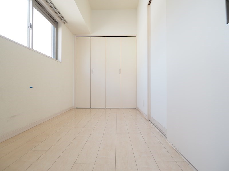 ERIOS COURT 中津口 ベッドルーム