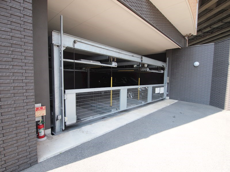 VERDE大手町（ヴェルデ大手町） 駐車場