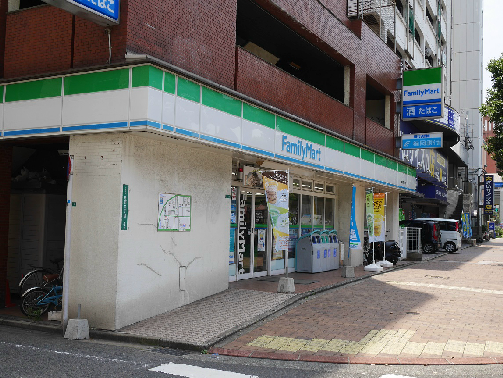 プレミア片野 コンビニ