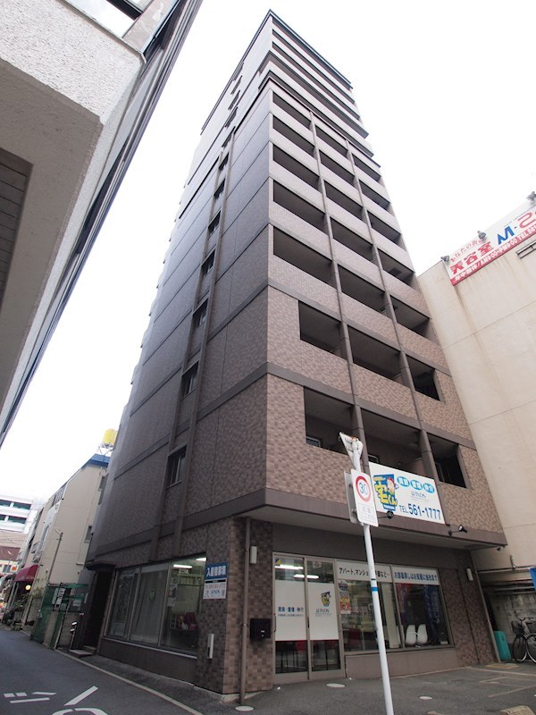 リード室町 外観