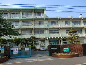 赤坂リプル 中学校