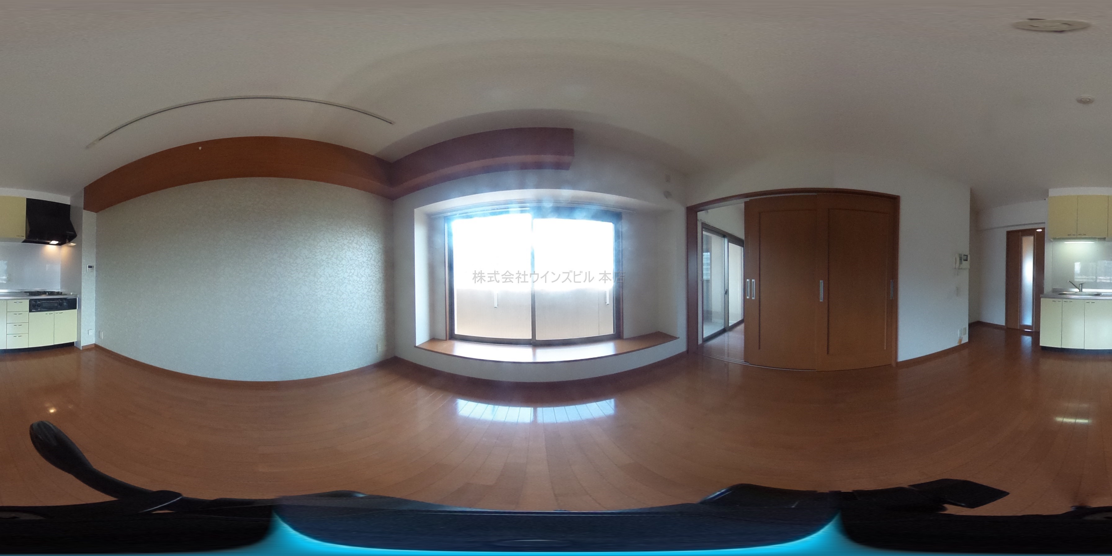 J-スクエア 玄関